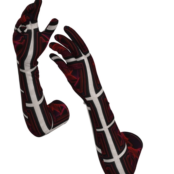 The Guarded Fox Glove Set - Picture 1 of 4